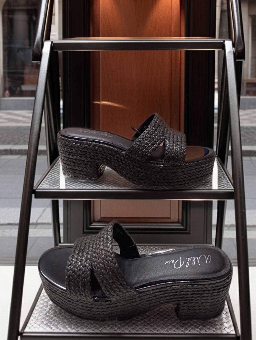 New Wild Pair Nifty Black Woven Platform Clog Mules Slide Sandals 12M